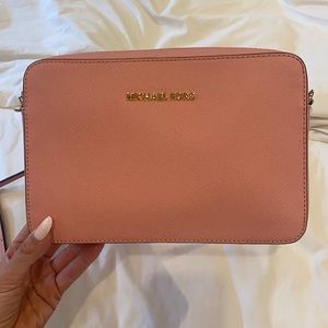 Brand new Michael Kors Crossbody